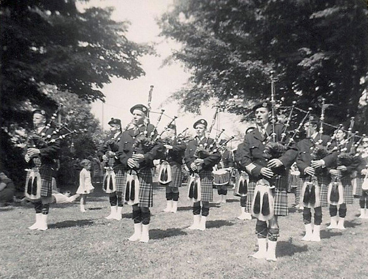 Clan MacFarlane Reunited a pipedrums historical pipe band interview