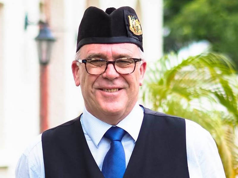 Earl re-elected to third Pipe Bands Australia term