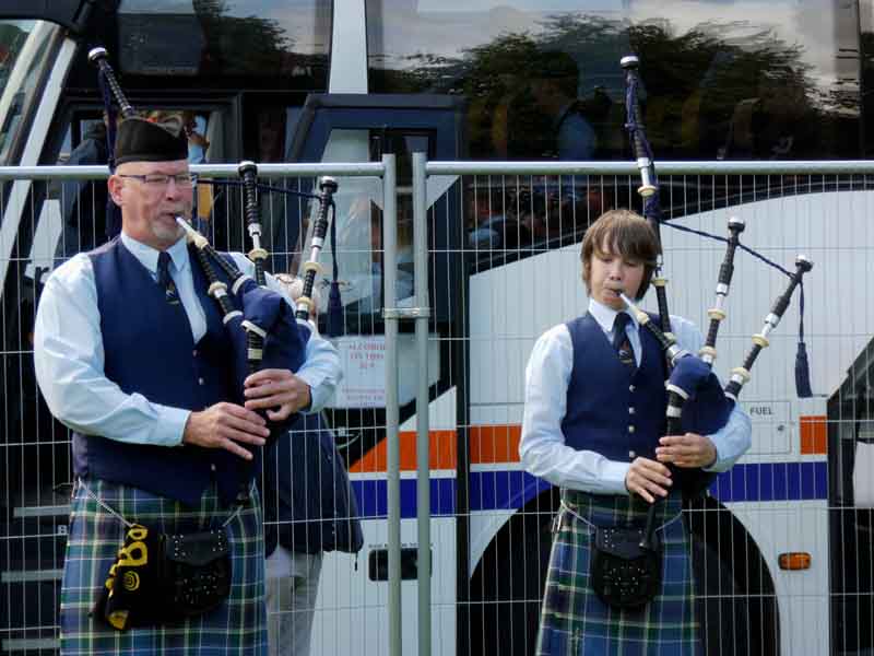 Invergordon Distillery back in the pipe band game