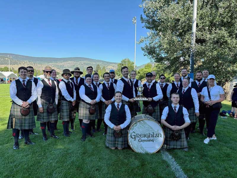 Greighlan Crossing wins Grade 3 at Penticton; National Youth Pipe Band of NZ wows the crowds